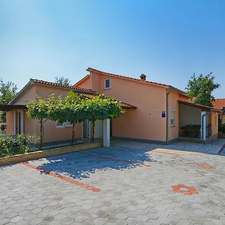 Appartement Danny I *